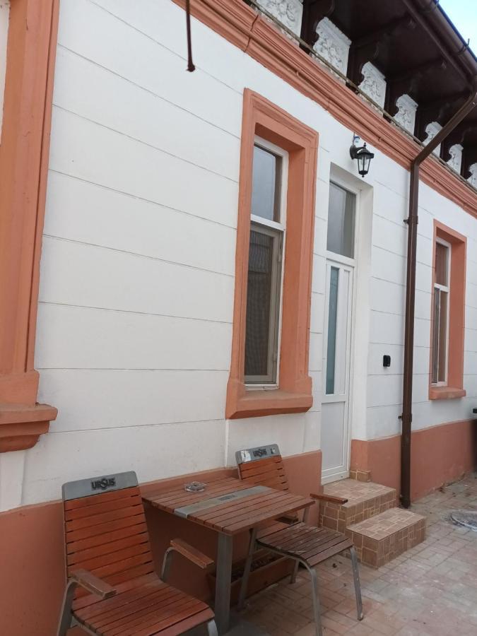 Casa Liveni Apartment Bucureşti Ngoại thất bức ảnh