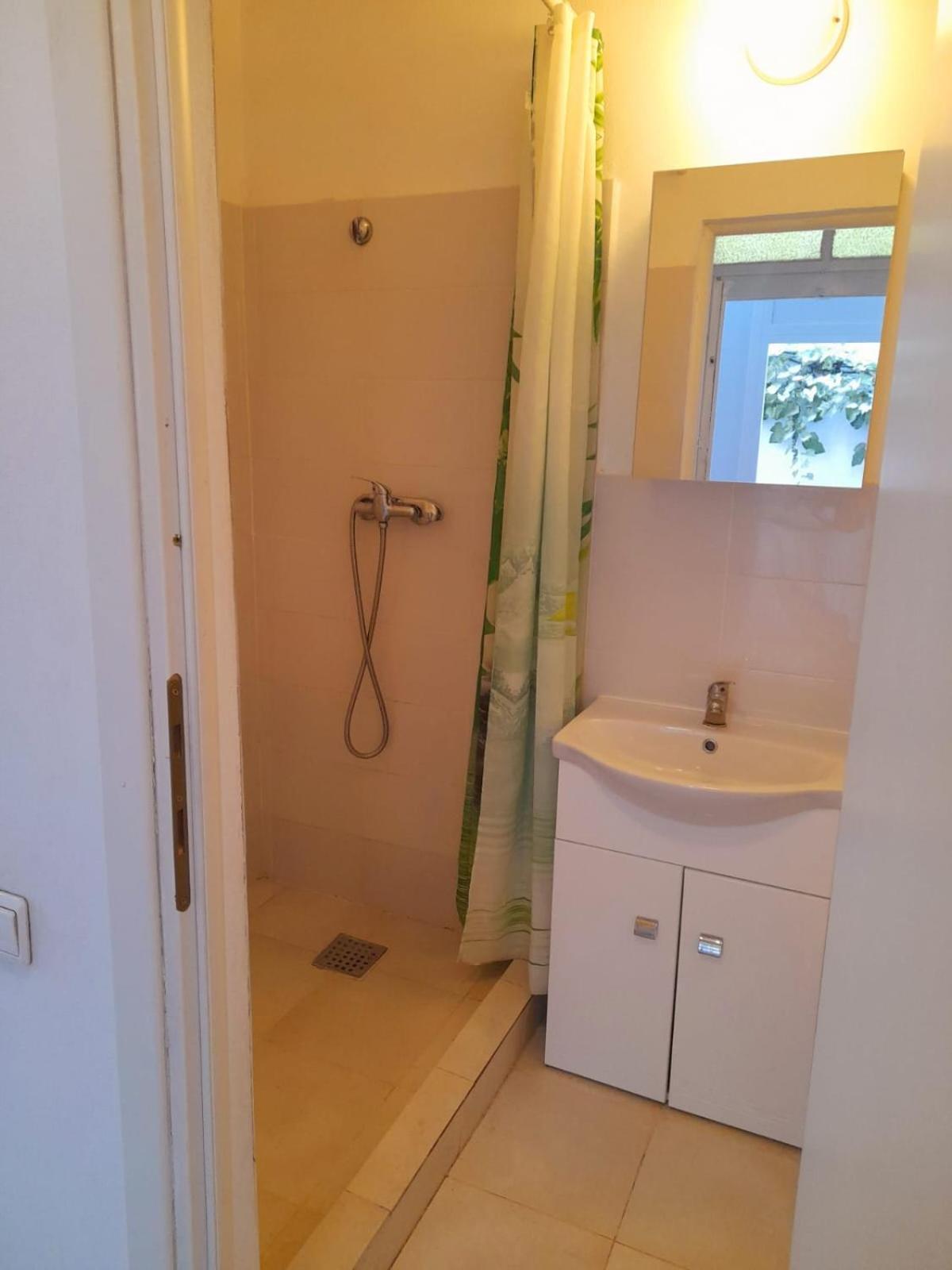 Casa Liveni Apartment Bucureşti Ngoại thất bức ảnh